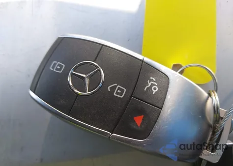 2020 Mercedes-Benz Gle 350 4Matic z USA, uszkodzony, nr VIN 4JGFB4KB9LA049878